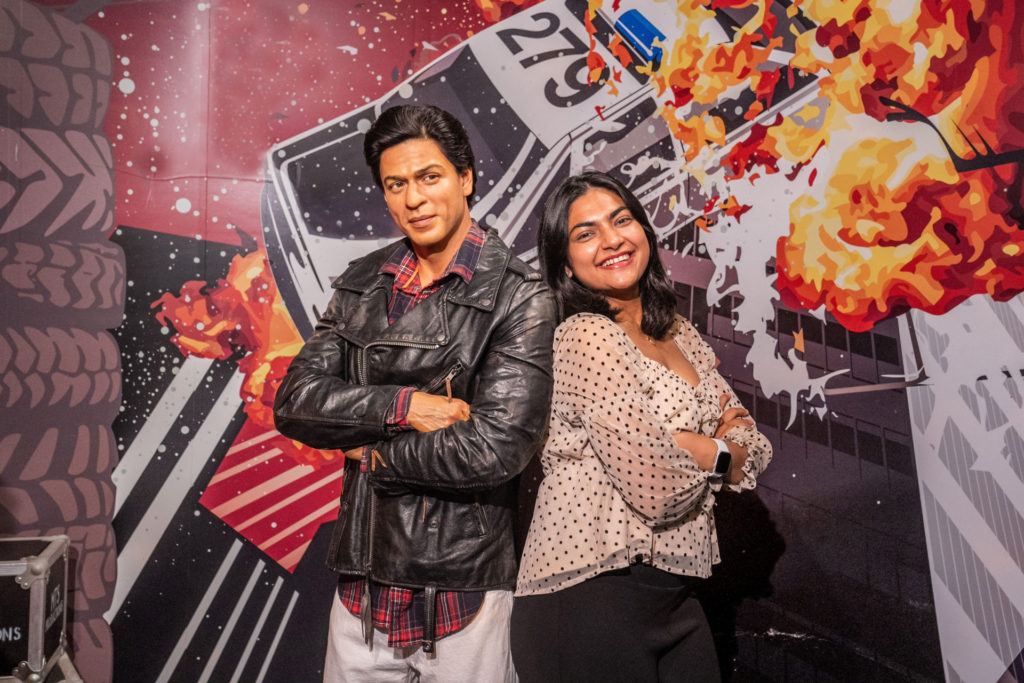 Bollywood star strikes a pose with his debut at Madame Tussauds Sydney 3 Dhwani Desai with Shah Rukh Khan Wax Figure 3 3