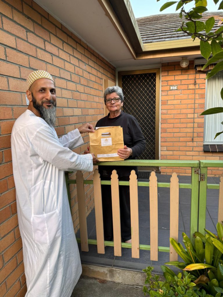 Melbourne Dawoodi Bohra community has extended generosity by contributing to OzHarvest: Image Source: Supplied