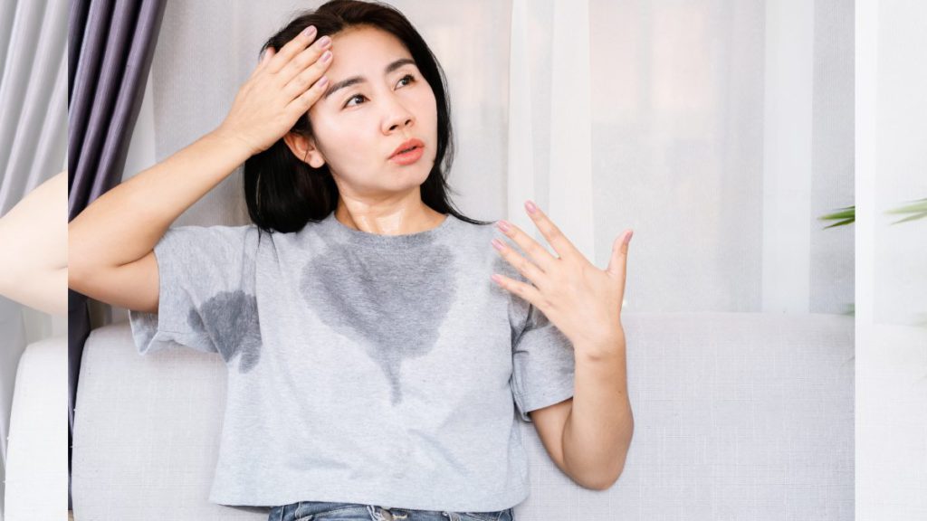 Menopause can bring increased cholesterol levels and other heart risks; Here’s why and what to do about it 4 Menopause can bring increased cholesterol levels and risks of heart attack; Image Source @CANVA