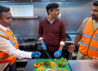 BRITISH PM RISHI SUNAK VOLUNTEERS WITH GO DHARMIC; Image Source: Supplied