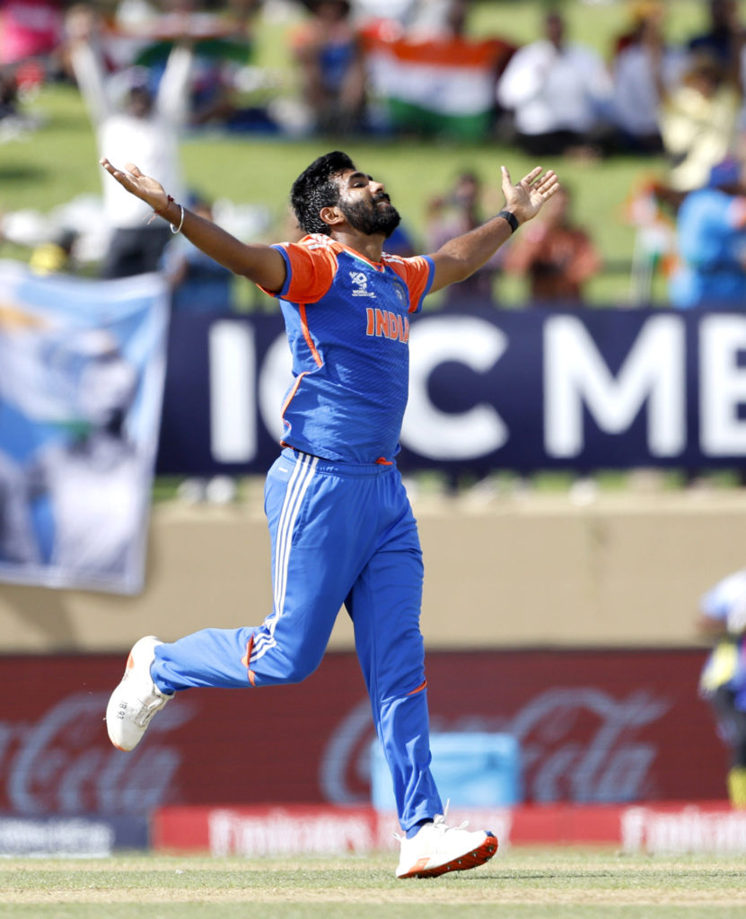 India Overpowers England to Secure T20 World Cup Final Berth 3 20240628031L 3