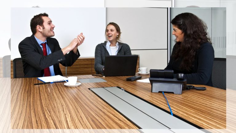 Humour can make you a better workplace leader, if you use it properly – here’s how