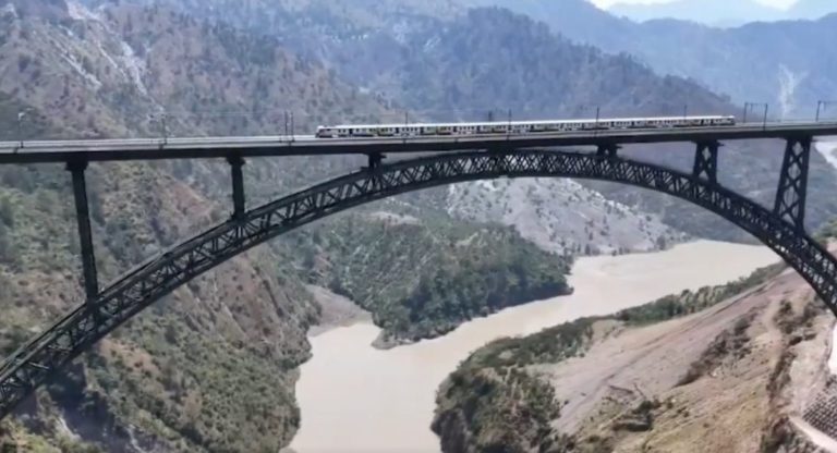 World’s highest railway bridge, higher than Eiffel Tower, constructed in this country