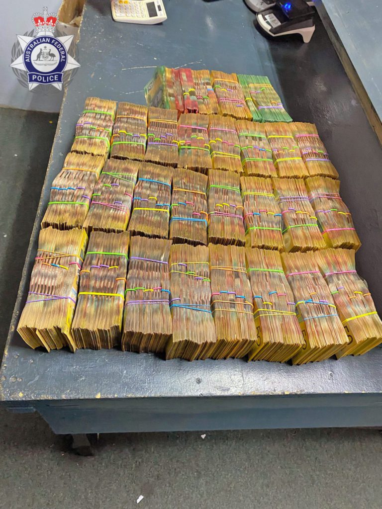 34-year-old man charged after $830,000 in cash found at Gold Coast Airport 1 GCA Cash 2024 1 1