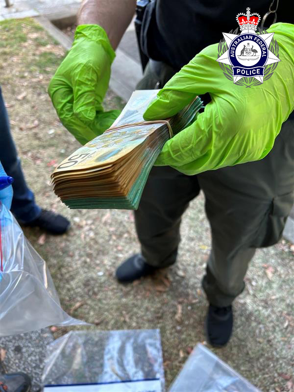 Pair jailed over $36,000 card shimming scam 4 Card skimming at search warrant 4