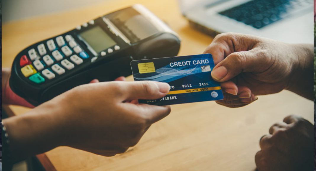 MARCHANT FEE OR SURCHARGE; Image Source- CANVA