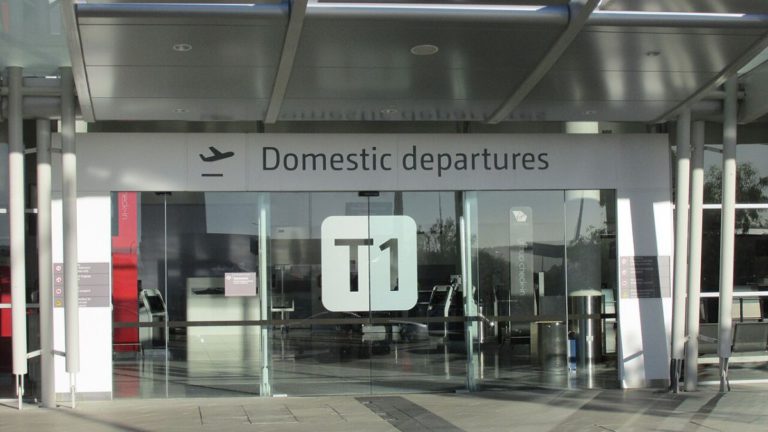 33-year-old man faces $8,630 in fuel costs and $9,000 fine for alleged misconduct on Perth-Sydney flight