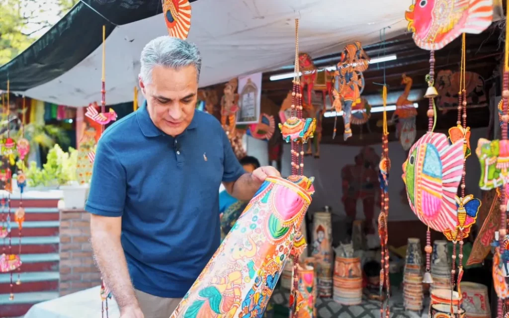 4KHRD4W image001 png 3