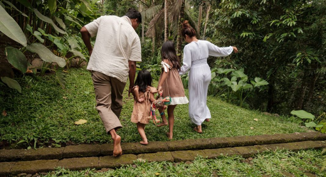 Representative image: Family (Source: CANVA)