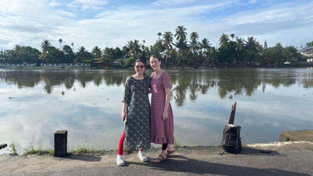 Students Juliette Lewis and Rylee Donald; Image Source: CQU
