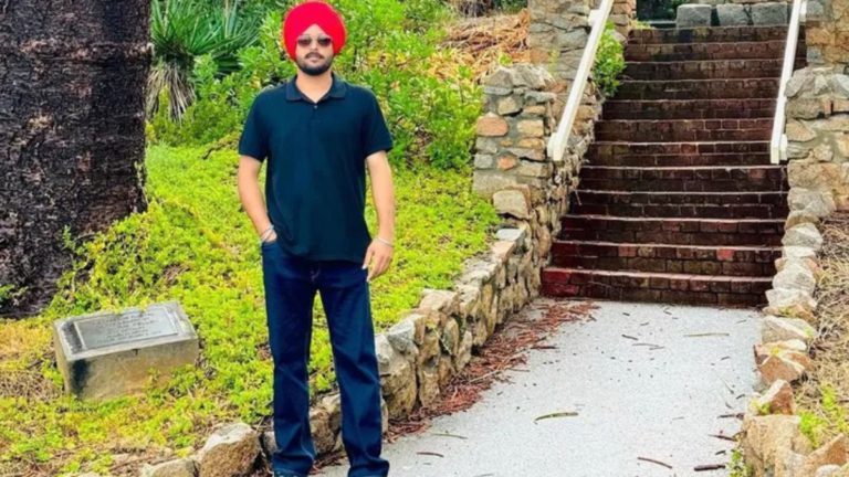 Newlywed 21-year-old student Anakhpal Singh dies of heart failure in Australia