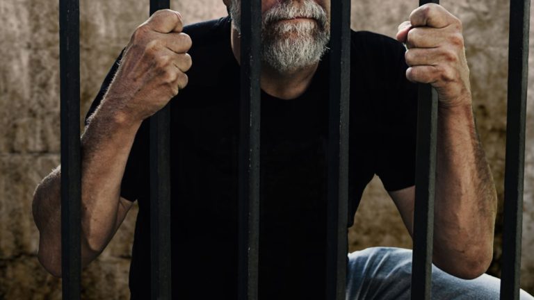 Melbourne taxi driver Satinder jailed for sexually assaulting unconscious passenger