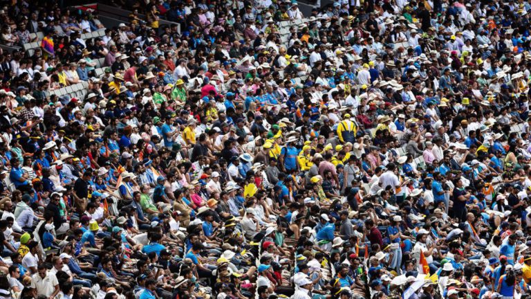 Indian fans help shatter attendance record at MCG Boxing Day Test finale