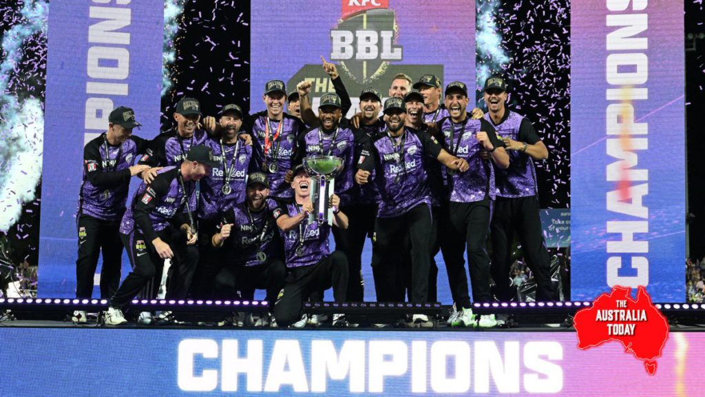 #BBL14 champions, The Hobart Hurricanes; Image Source- BBL
