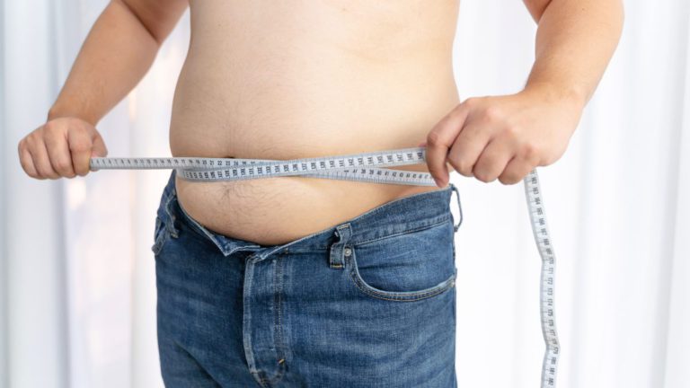 Most adults will gain half a kilo this year – and every year. Here’s how to stop ‘weight creep’
