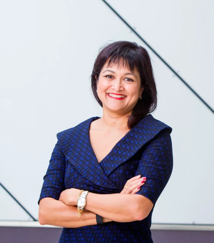 Christine Castley cropped 4