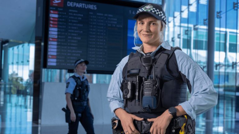 Are you a woman seeking new challenges and a sense of adventure? 