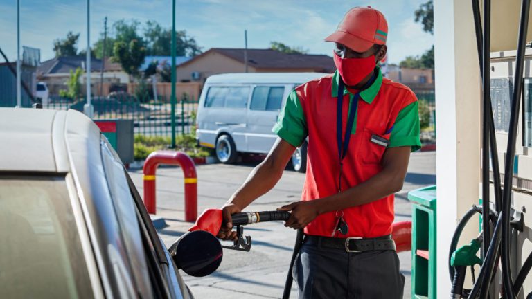 Loveleen Gupta fined $179,000 by Fair Work for underpaying migrant workers at Tasmania petrol stations