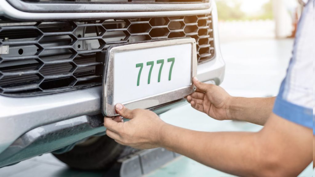 Number plate theft; Image Source- Canva