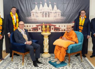 Opposition leader Peter Dutton ata BAPS Temple- Image Source; The Australia Today