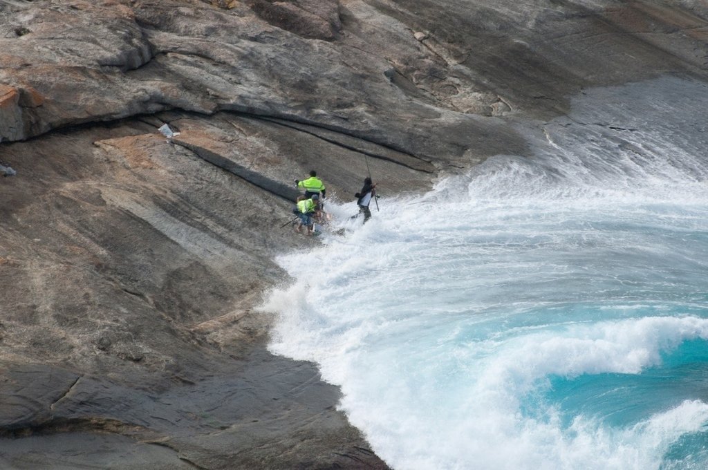 92d33921e93f577a993c47474086d21f4ebc050d 3