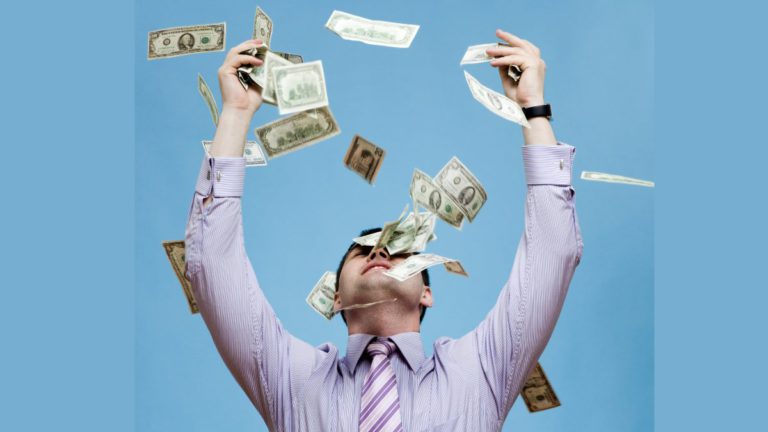 Australian CEOs are still getting their bonuses. Performance doesn’t seem to matter so much