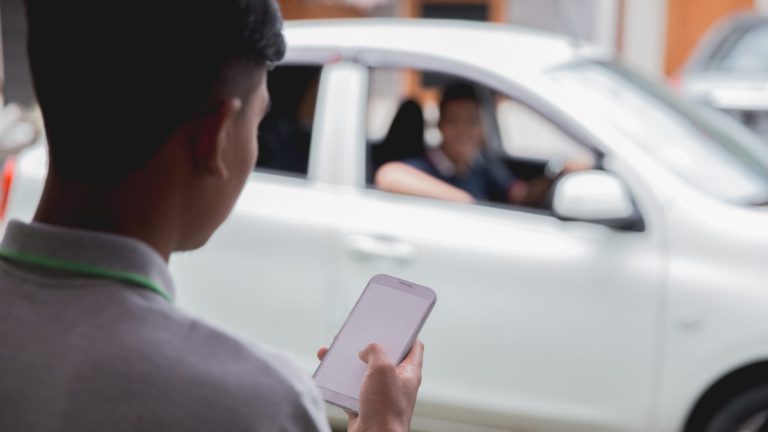 If you’re a gig worker making money on these platforms, the ATO has its eyes on you