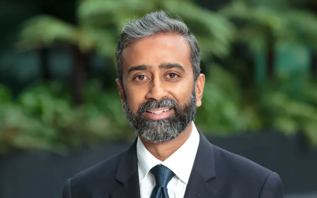 4M89IP1 Nikhil Ravishankar jpg 1