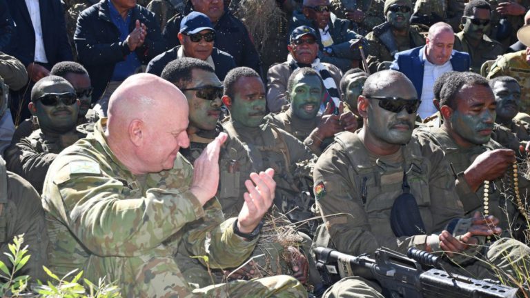 Australian and Fijian troops train side by side in powerful display of Vuvale mateship