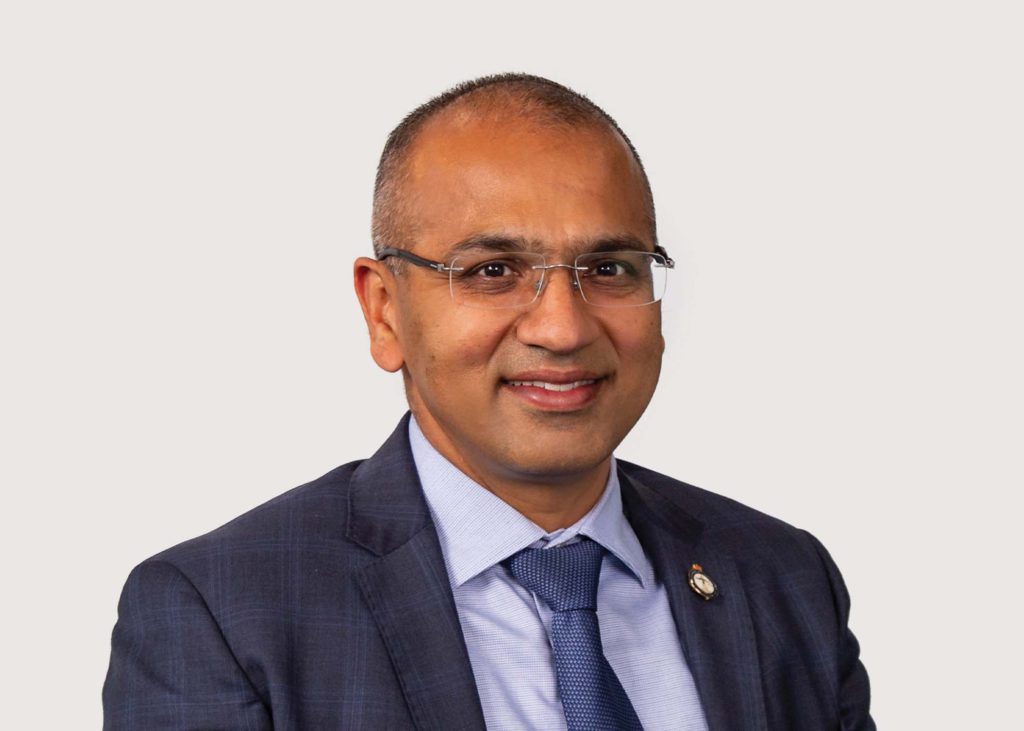 5x7 Landscape DIGITAL 0006 Headshot RP 2