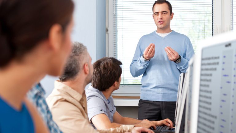 Are you in a mid-career to senior job? Don’t fear AI – you could have this important advantage