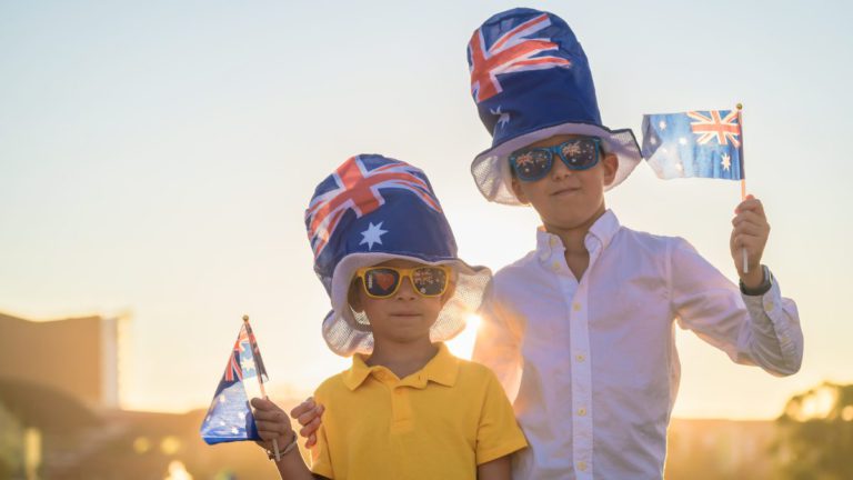 Andrew Hastie aims to revive pride in Australian flag after it was burned during Gaza protests