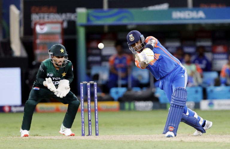 Asia Cup: Clinical India humble Pakistan by 7 wickets — and explain why no handshake followed