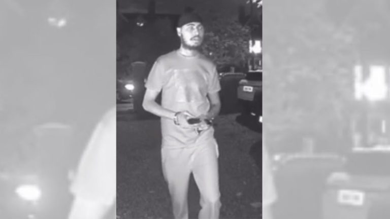 Young Indian-origin Sikh man wins social media hearts by returning lost purse