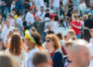 “Unacceptable”: More than 100,000 rejected asylum seekers refuse to leave Australia