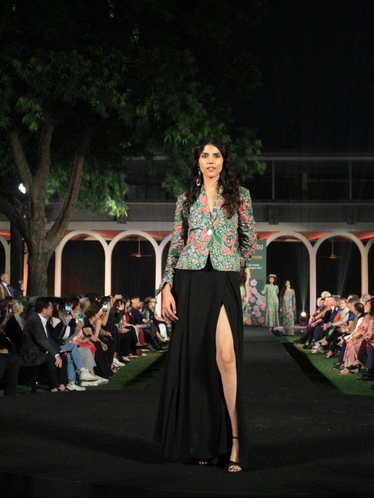 571992230 18539962369001753 5100400152245726706 n 6