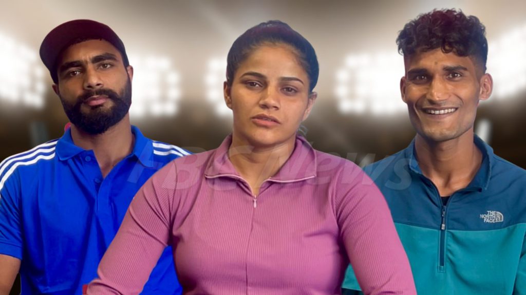 Aarti Hoodha Pawan Kumar and Rohit 1 67