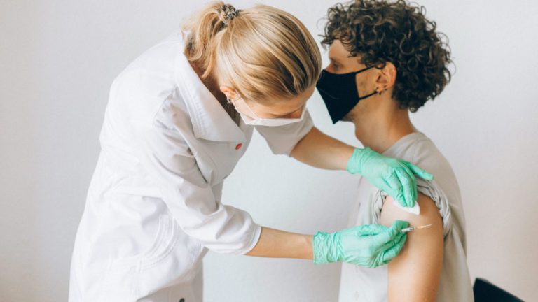 Urgent measles warning for Pilbara as unvaccinated residents urged to get immunised