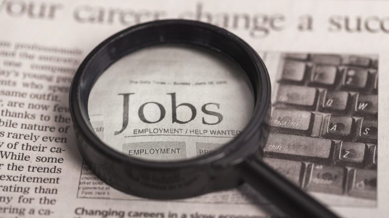 Crackdown on dodgy job ads nets $185,000 in fines across Australia