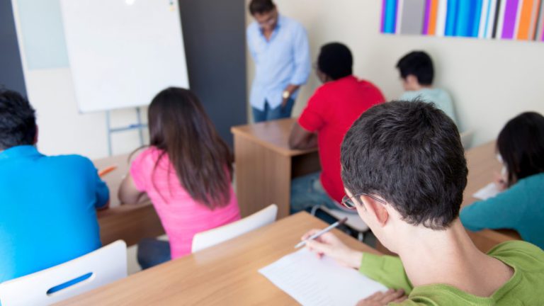 9 ways to help your brain and boost your memory during exam season