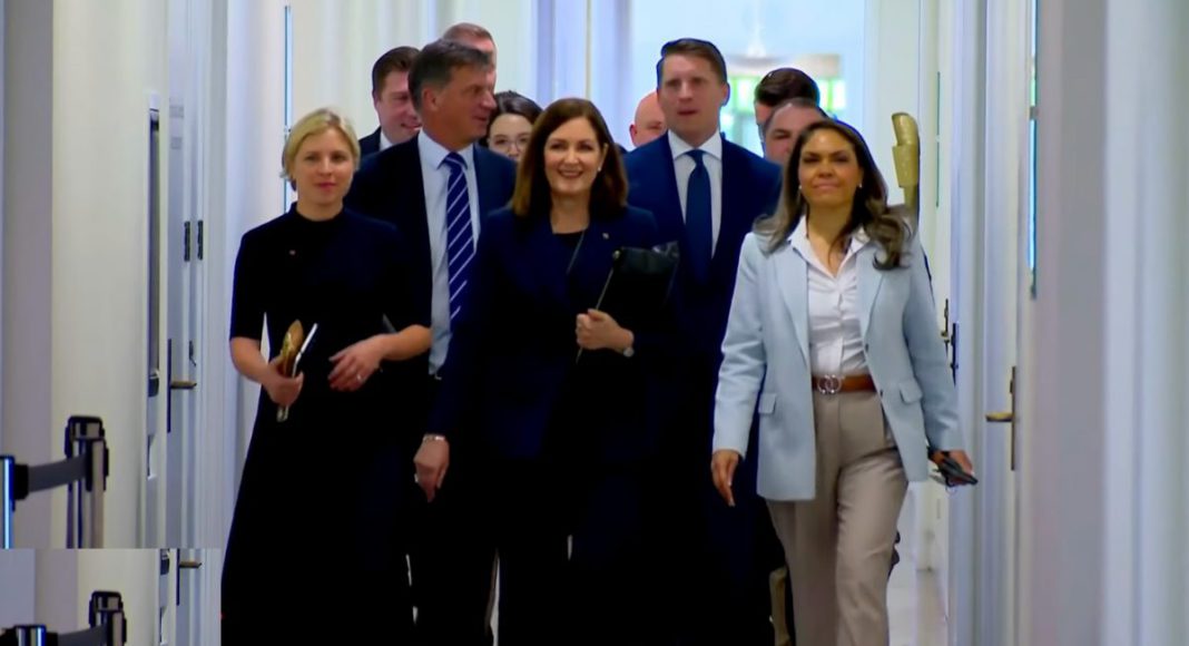 Screenshot 10 News Video