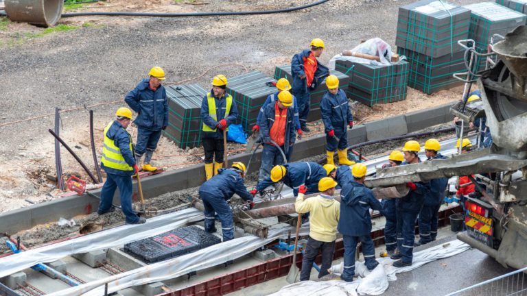 NSW needs 140,000 extra construction workers to deliver $469 billion project boom