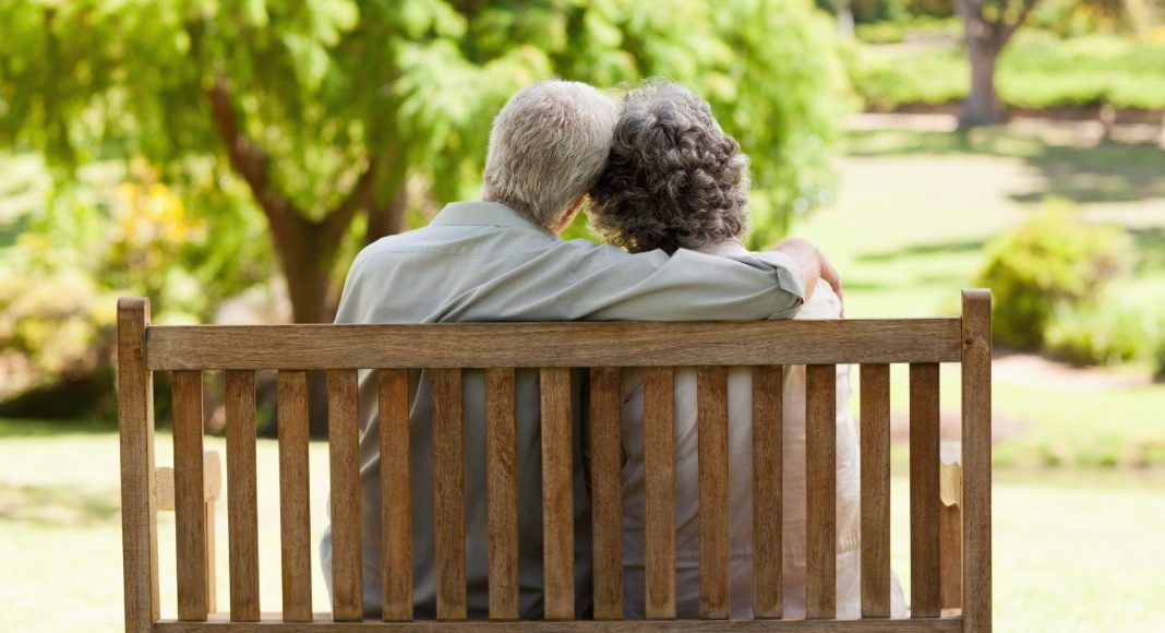 Representative image: Old couple (Source: CANVA)