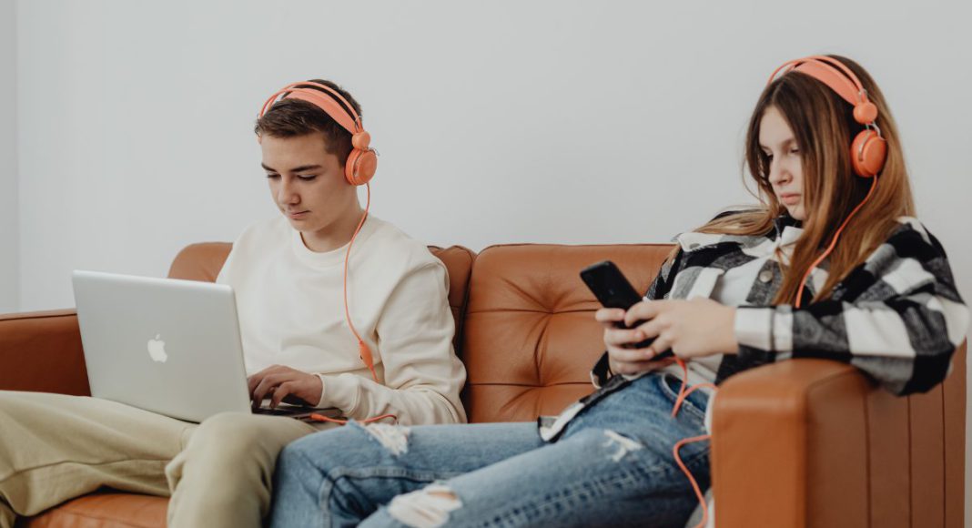 Representative image: Teenagers (Source: CANVA)