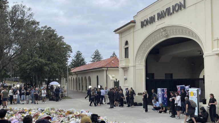 How can parents talk to their kids about the Bondi terror attack?