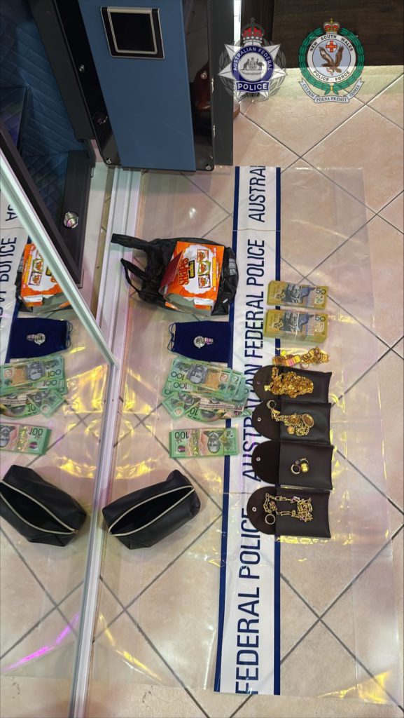 Police smash $150m Sydney money-laundering syndicate ring tied to illegal tobacco trade 4 Items from safe at Fairfield warrant 2