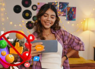 Australia takes ‘world-leading’ step to shield children from social media harm Image Source: CANVA