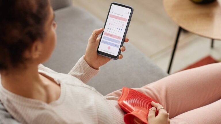 Period pain and heavy bleeding cost the Australian economy billions every year in lost productivity: study