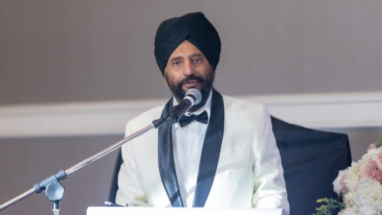 Satwant Singh Calais awarded OAM for service to the Sikh community