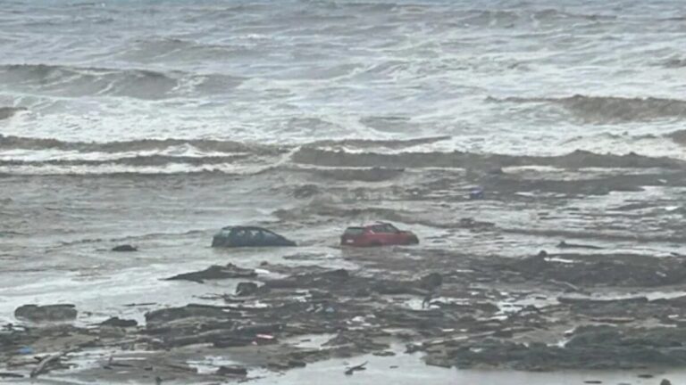 As Victoria’s Great Ocean Road flash floods show, we need to get better at taking warnings seriously